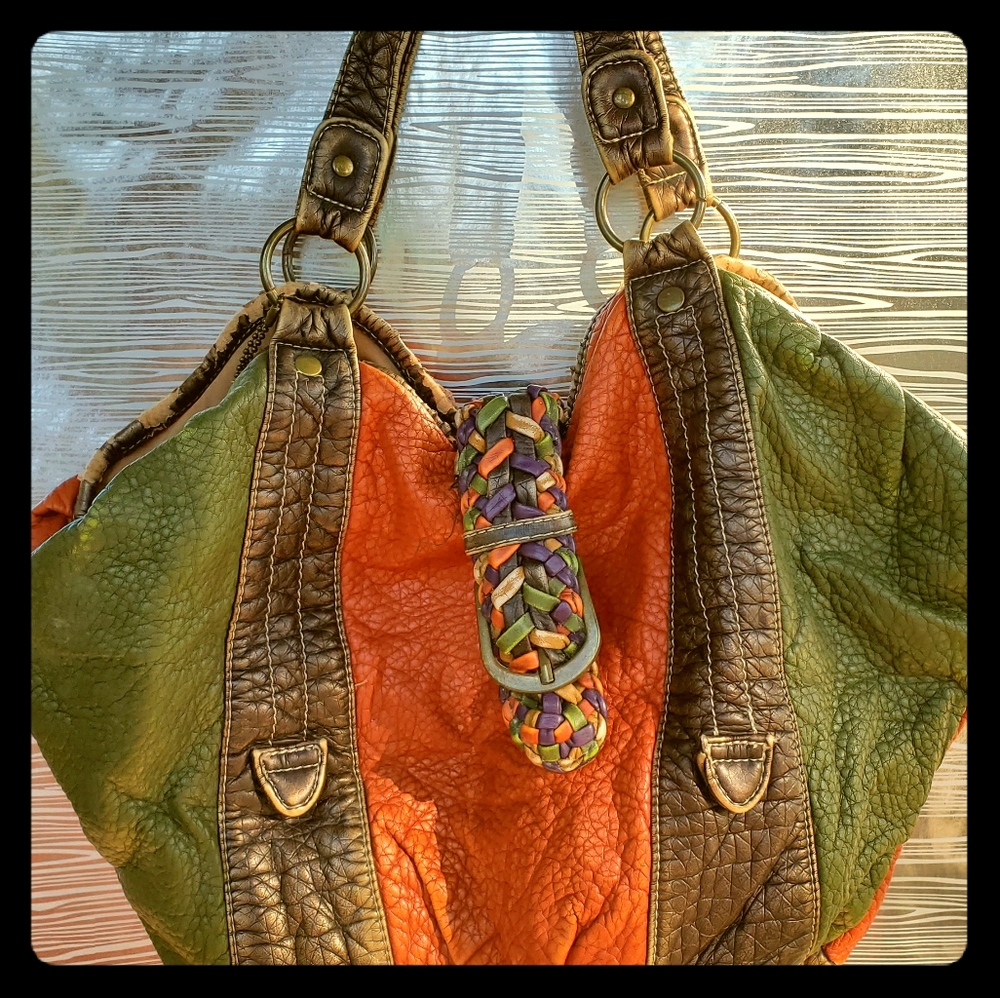 Wall-flower bag